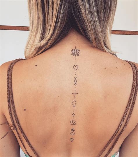 tatuajes en la columna para mujeres|Tatuaje en la columna mujeres